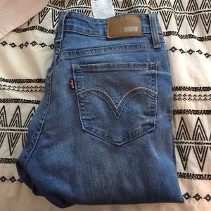 Levi’s legging jeans
